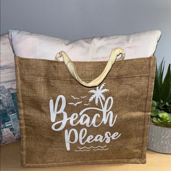 SHEIN Handbags - 3/$25 Chic Brown Beach Tote with Palm Print